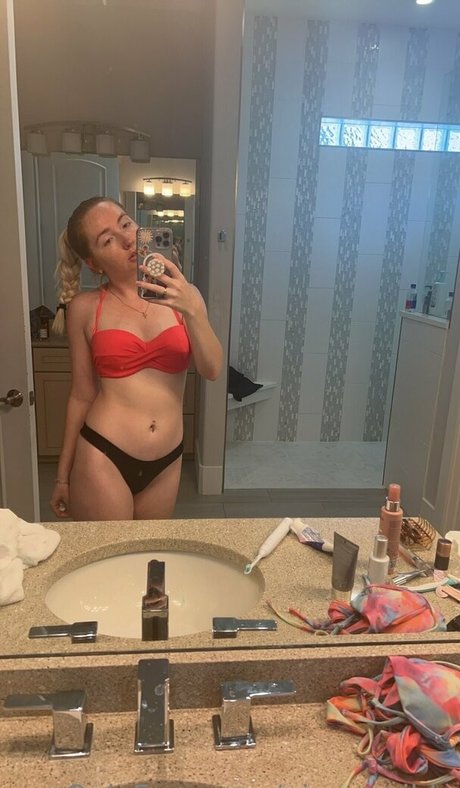 gingerwilde naked model image