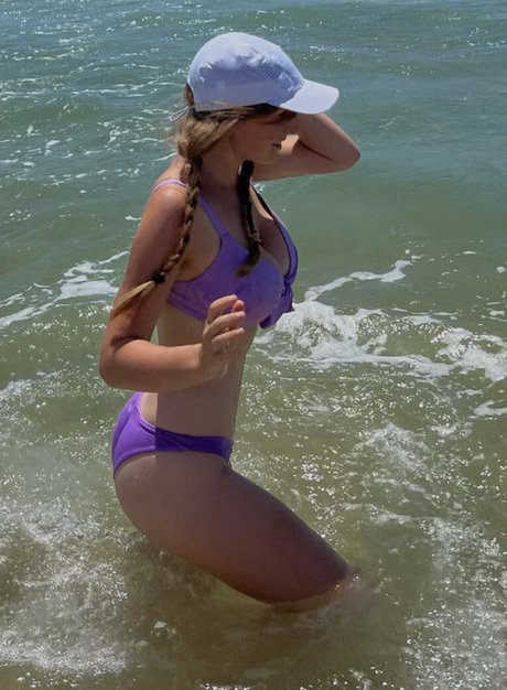 big tits latina onlyfans nude images