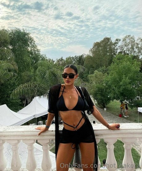 blonde trans onlyfans perfect photos