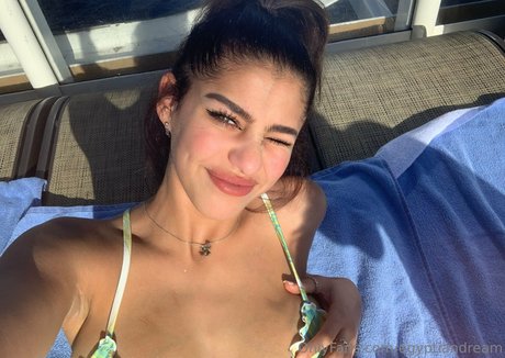 egyptiandream beautiful model photo