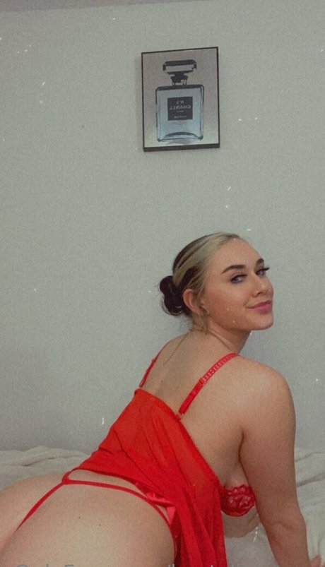 bustylilmegan star exclusive archive