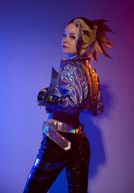 Penkarui naked pornstar gallery