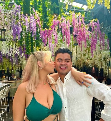 live onlyfans sexy nude pics