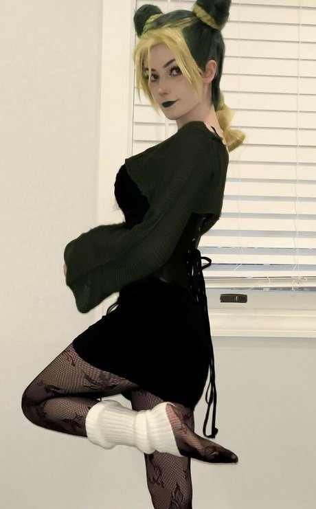 Ameliimoo nude model photo