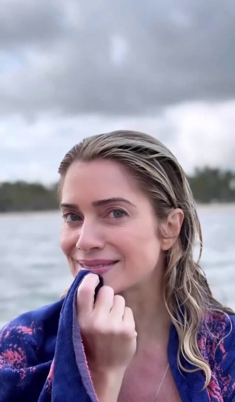 Leticia Spiller model naked archive