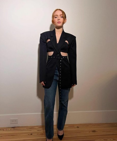 Sadie Sink pornstar perfect image