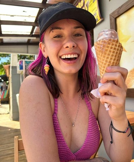 round ass onlyfans porn gallery