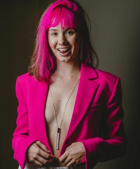 Julia K Barni star xxx pics