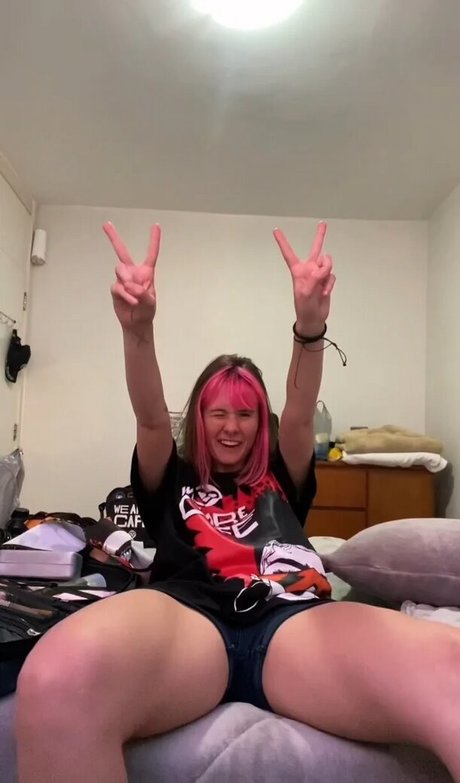 Julia K Barni exclusive model photo