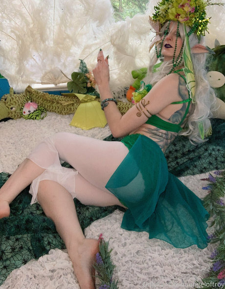 mistress onlyfans top image