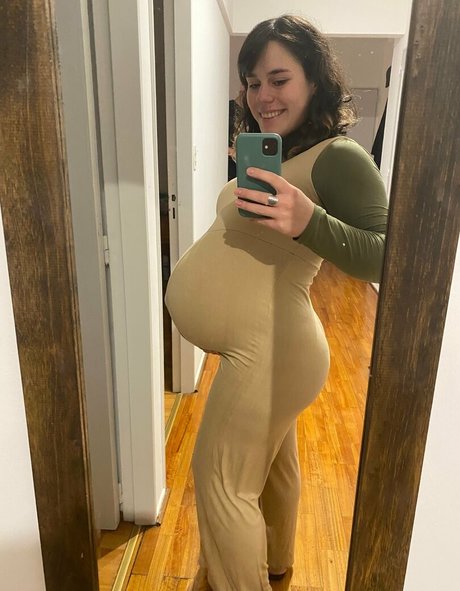 aprilbigass hd model gallery