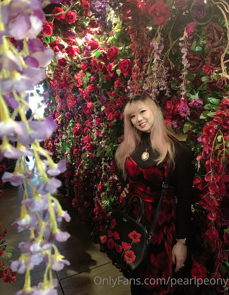 pearlpeony actress pics