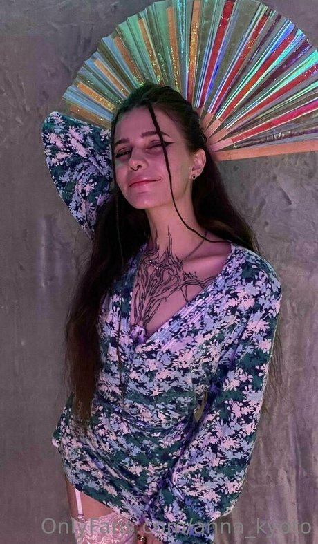 centerfold onlyfans beautiful xxx pic