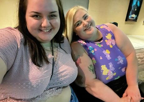 blonde milf onlyfans art xxx archive