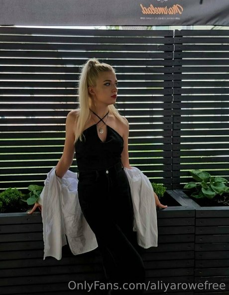 milf dp onlyfans xxx images