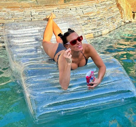 Heidi D Amelio xxx pornstar photo