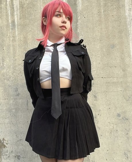 _sugashi sexy model image