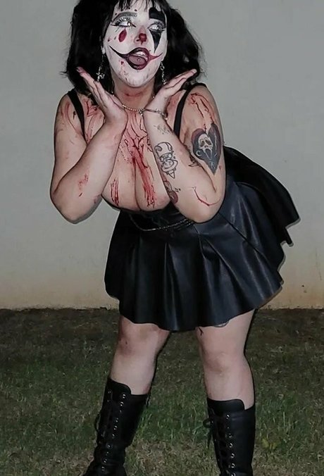 fefefer xxx model pictures