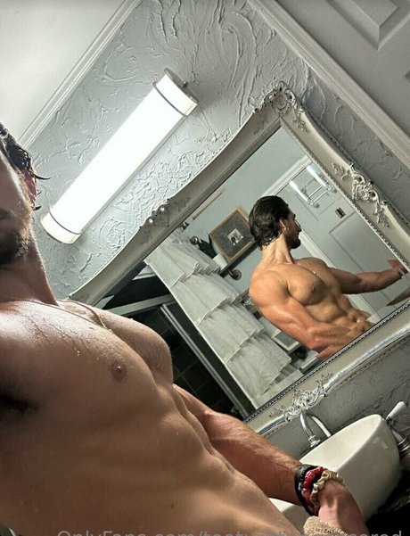 tooturntuncensored star perfect pic