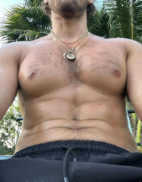 tooturntuncensored best model pics