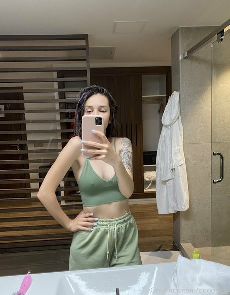 dripping wet pussy onlyfans nice pics