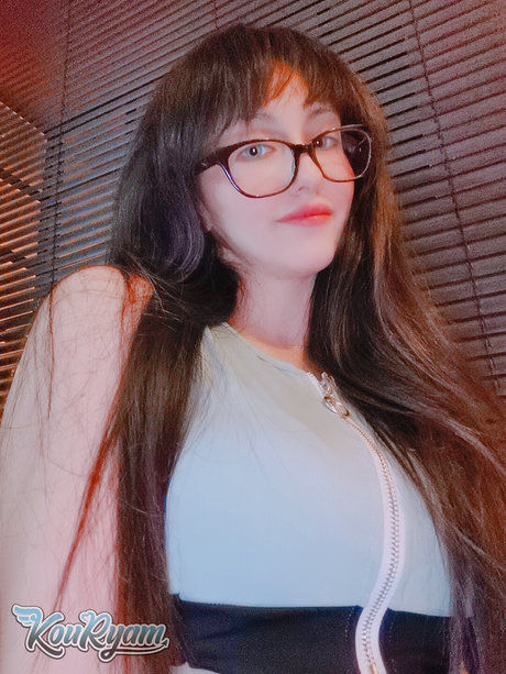 Kouryam adult model pic