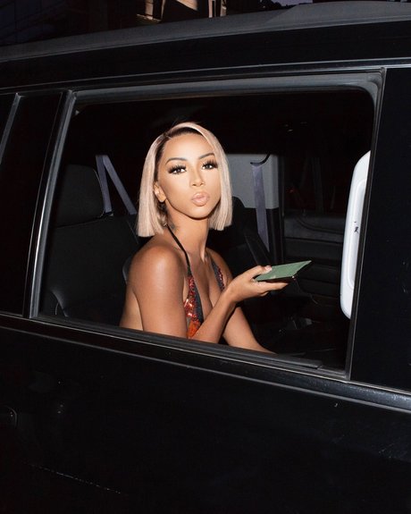 no ppv trans onlyfans hot image