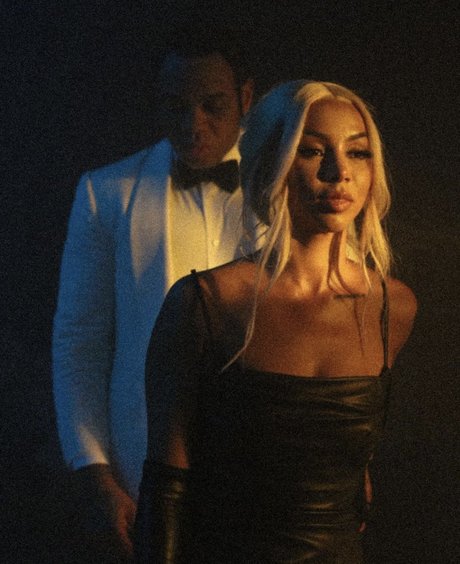 licking pussy onlyfans art porn photo