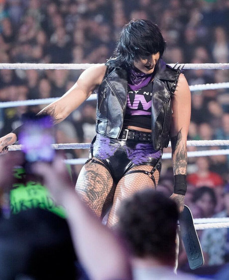 shemale outdoor onlyfans free sex gallery