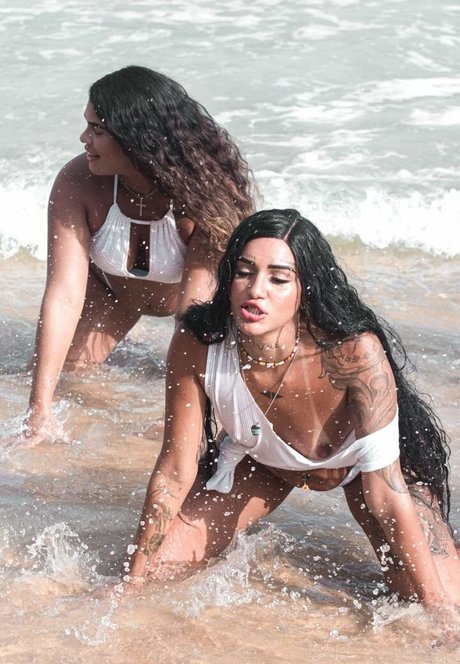 Nabrisa sexy star gallery