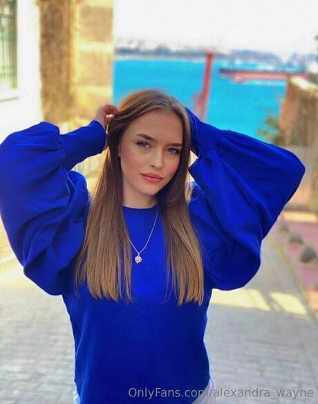 Alexandra Wayne porn model pic