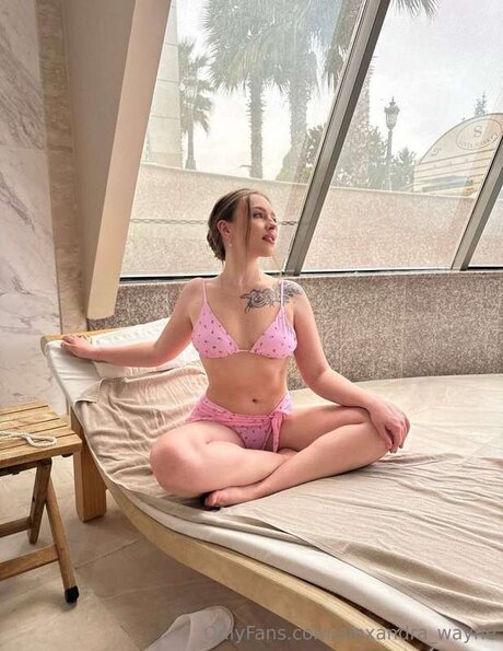 Alexandra Wayne pornstar picture