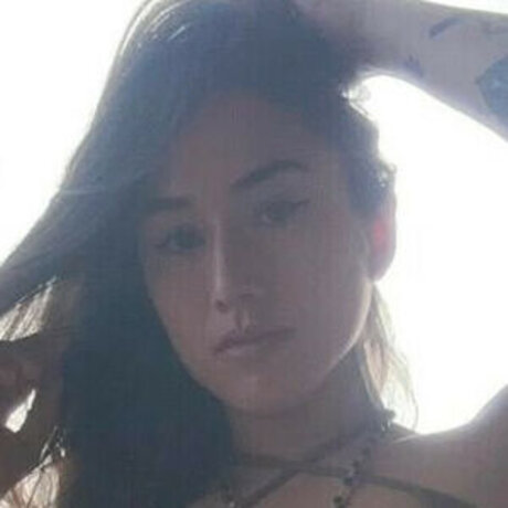 Janice Gil art model galleries