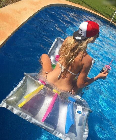 beach milf onlyfans free porn galleries