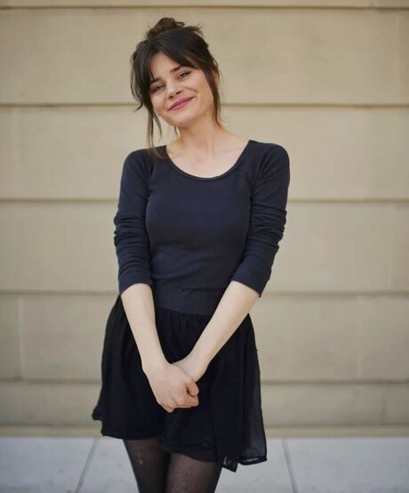 Joyce Ilg model beautiful pictures