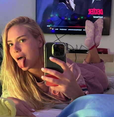 lickandysoles nude actress images