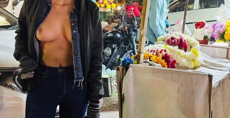 Sassy Siya model sex pictures