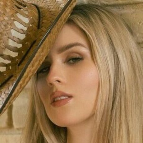 Debanhy Ariadne beautiful actress galleries