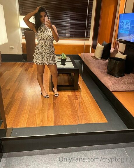 blonde princess onlyfans top pictures