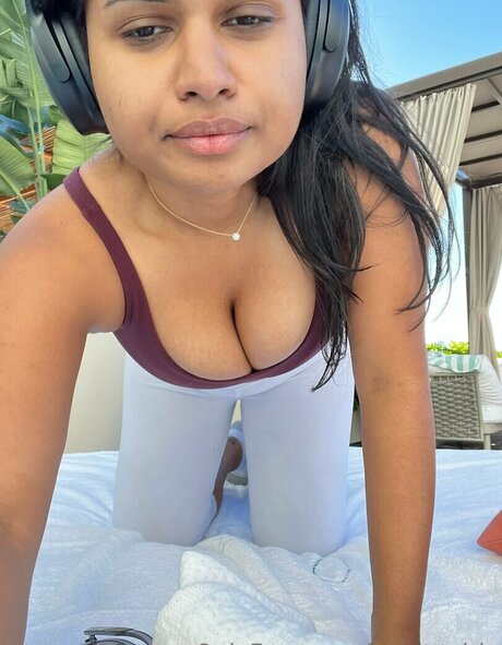 natural ass onlyfans sexy image