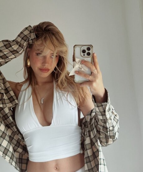 ponytail onlyfans hot images