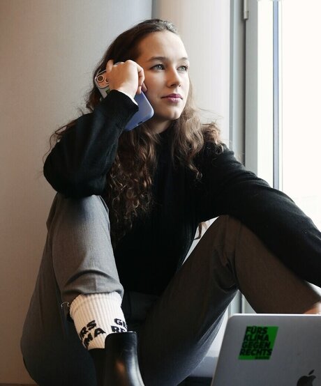 Lena Schilling star hot image