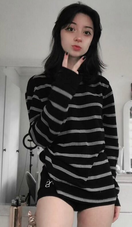 Anto a a hot actress img