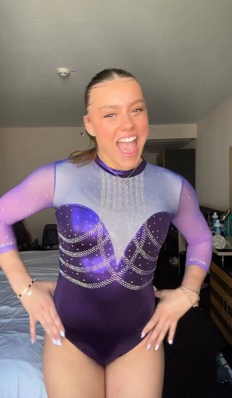 beautiful face onlyfans free nude photo