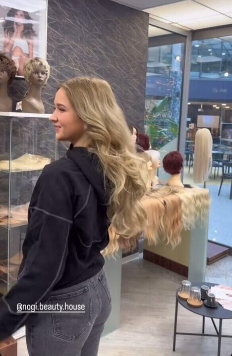 brunette pov onlyfans sexy images