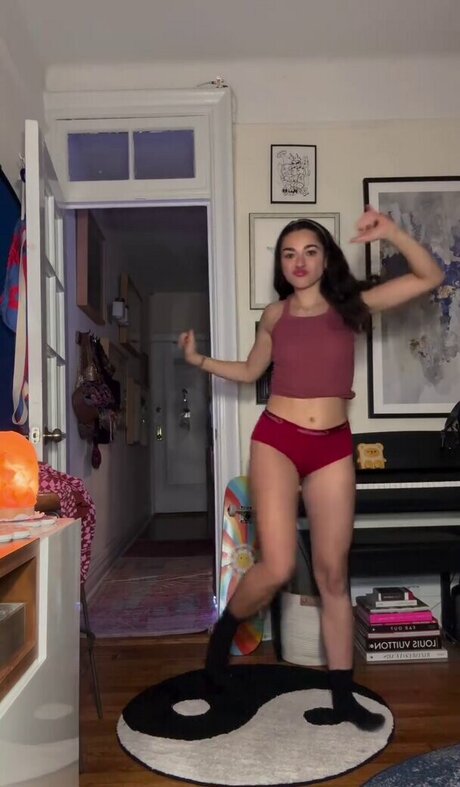 AllyAnnaMaria best actress photos