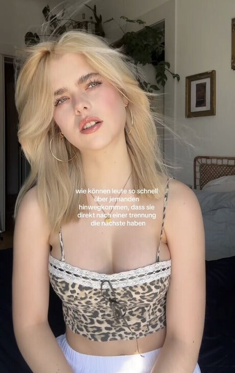 blonde tits onlyfans hd image