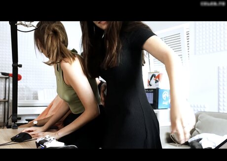 Yonca sexy star galleries