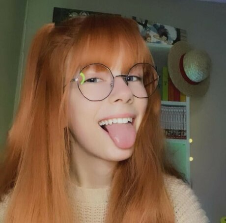 dripping wet pussy onlyfans pornographic picture