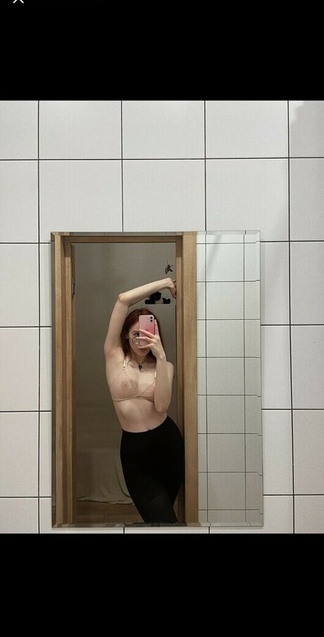 Kuromiromi art model image